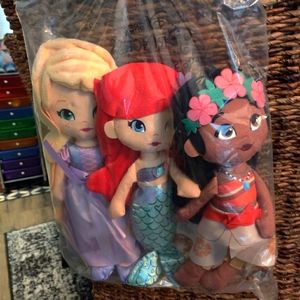 NIP Disney Princess Plush Set